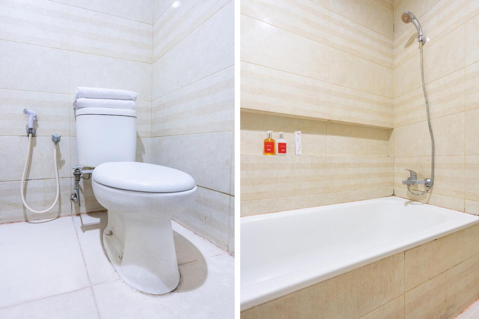 فندق Super Oyo Flagship 91863 Metro House سورابايا المظهر الخارجي الصورة