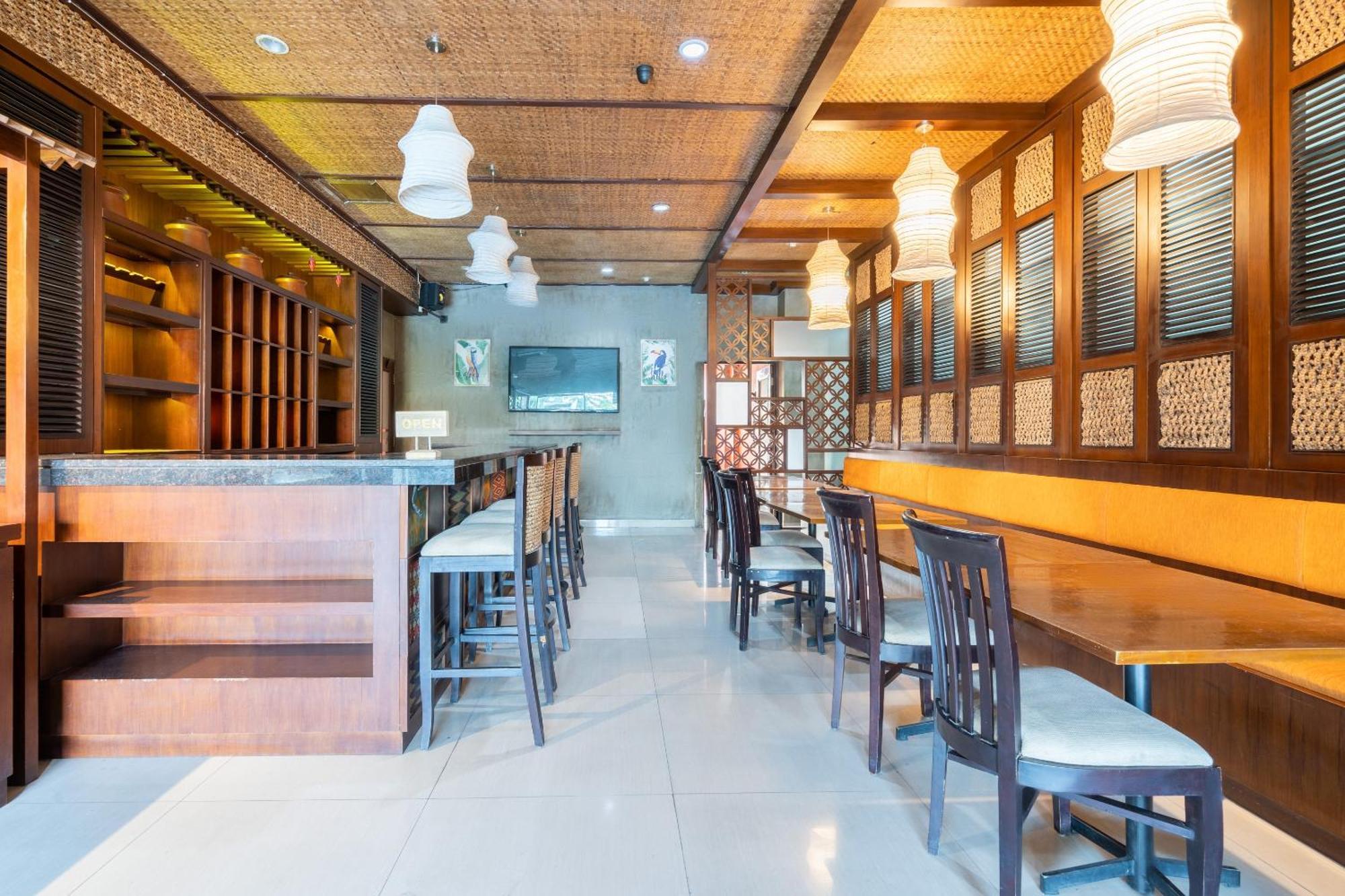فندق Super Oyo Flagship 91863 Metro House سورابايا المظهر الخارجي الصورة