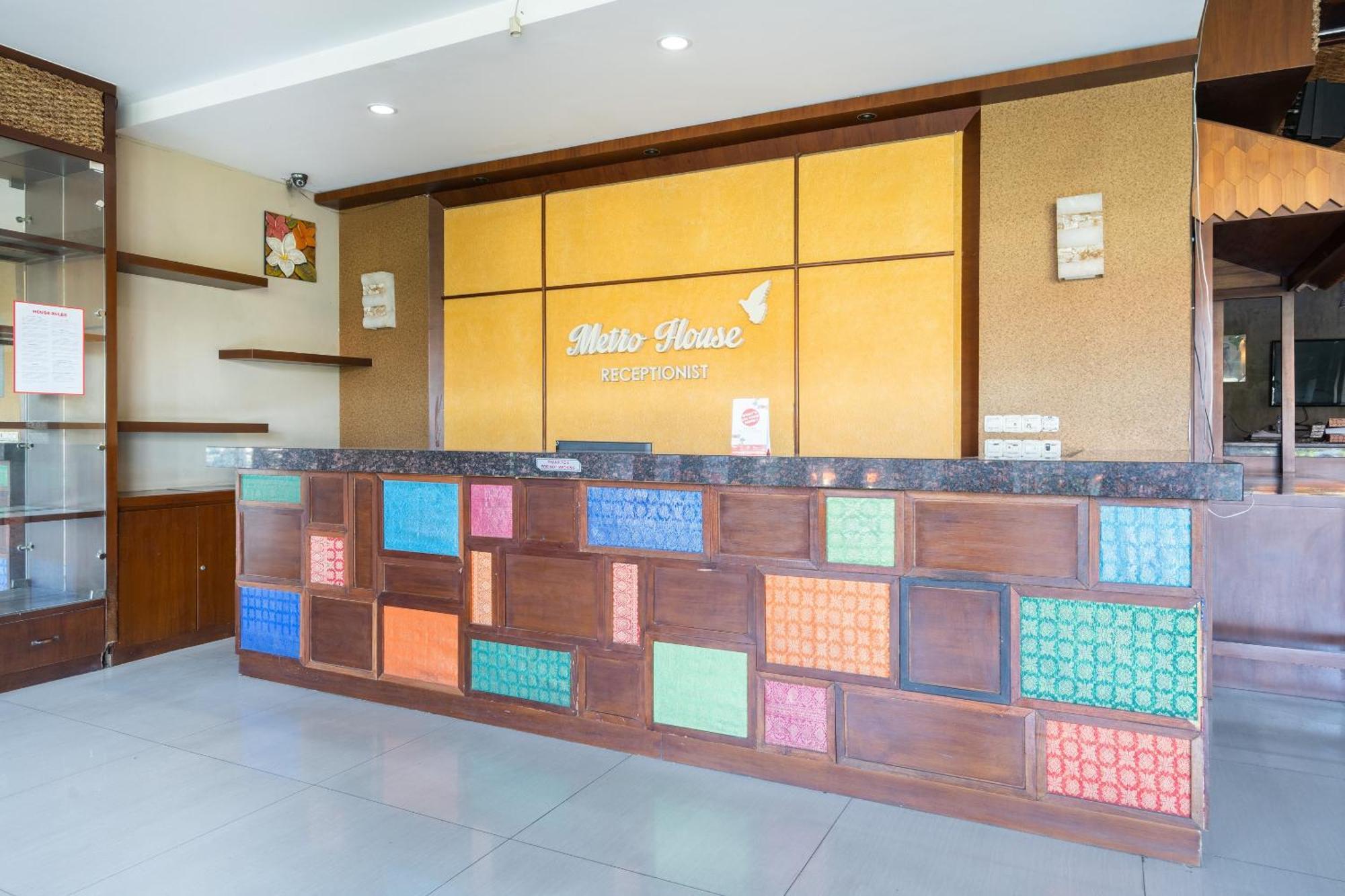 فندق Super Oyo Flagship 91863 Metro House سورابايا المظهر الخارجي الصورة